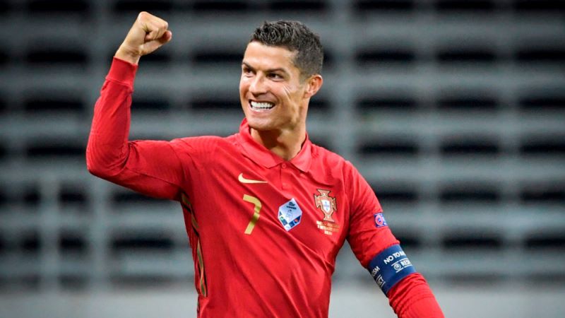 Cầu thủ có lực sút mạnh nhất thế giới có tên Ronaldo